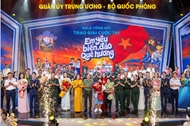 General Phan Van Giang attends “I Love National Sea and Islands” award ceremony